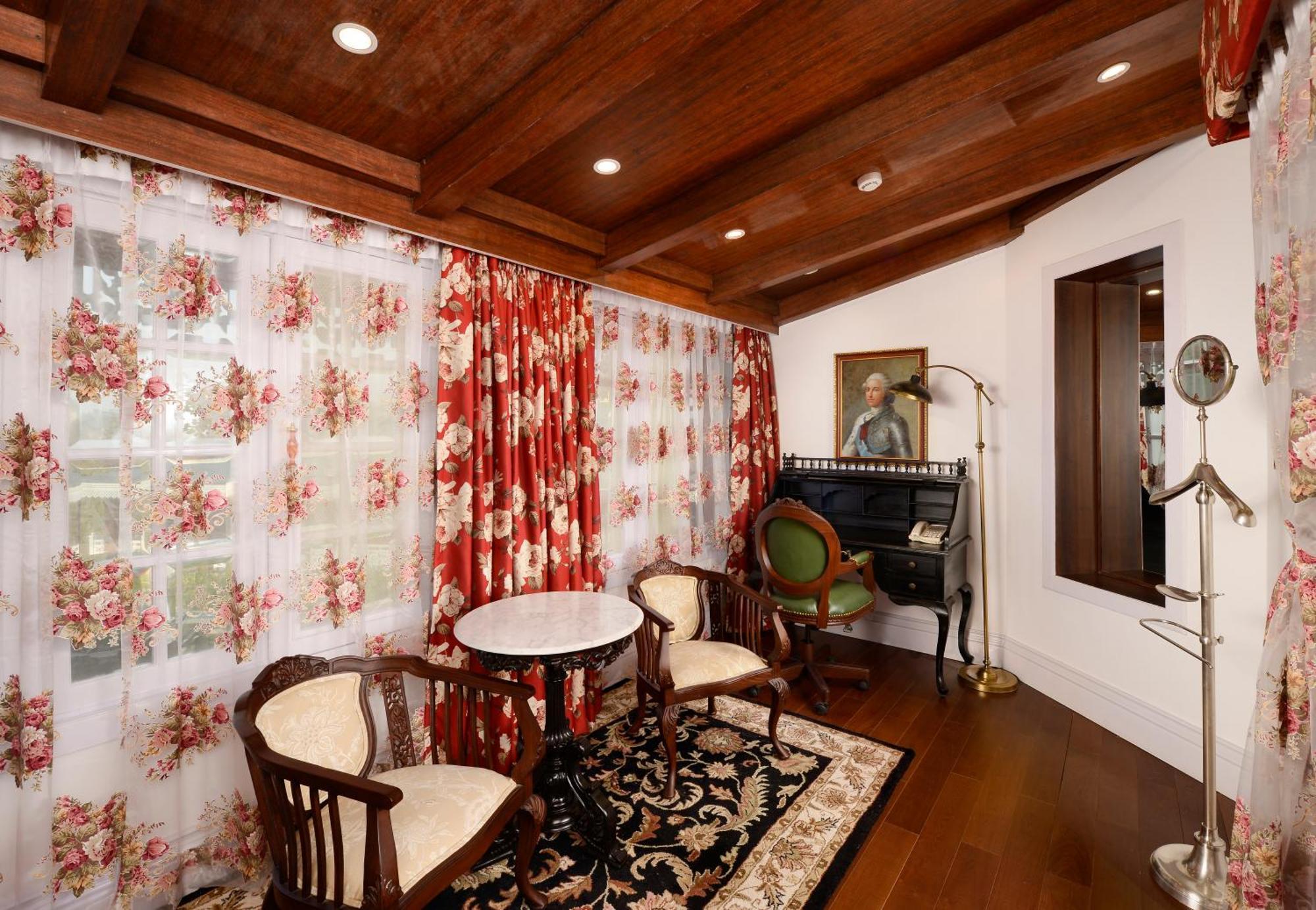 Mayfair Himalayan Spa Resort Kalimpong Exterior photo