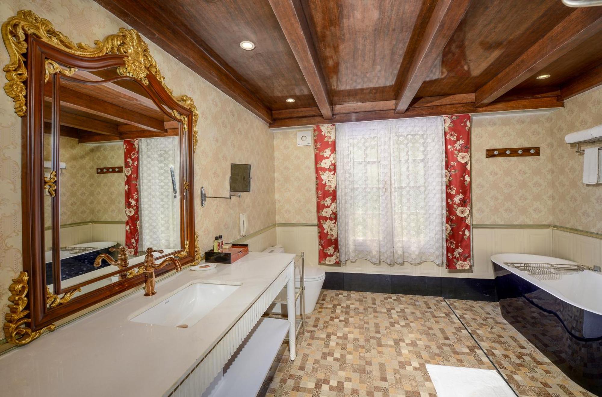Mayfair Himalayan Spa Resort Kalimpong Exterior photo