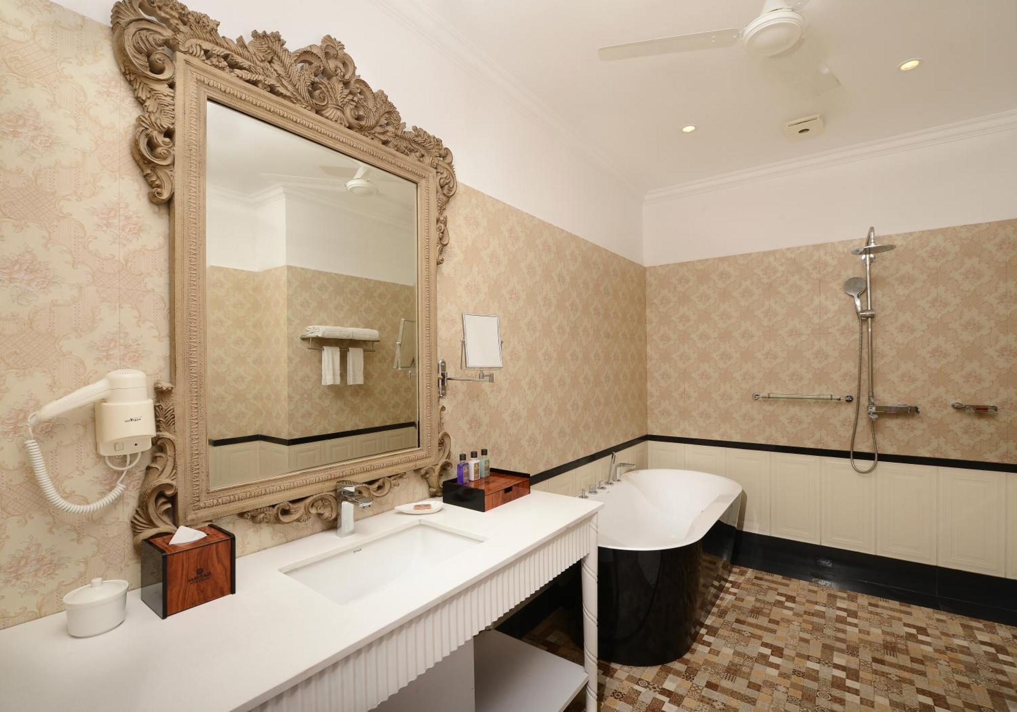 Mayfair Himalayan Spa Resort Kalimpong Exterior photo